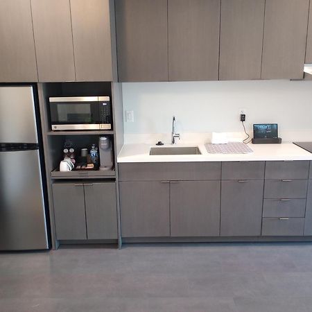 My Tri Suites Clark Exteriör bild